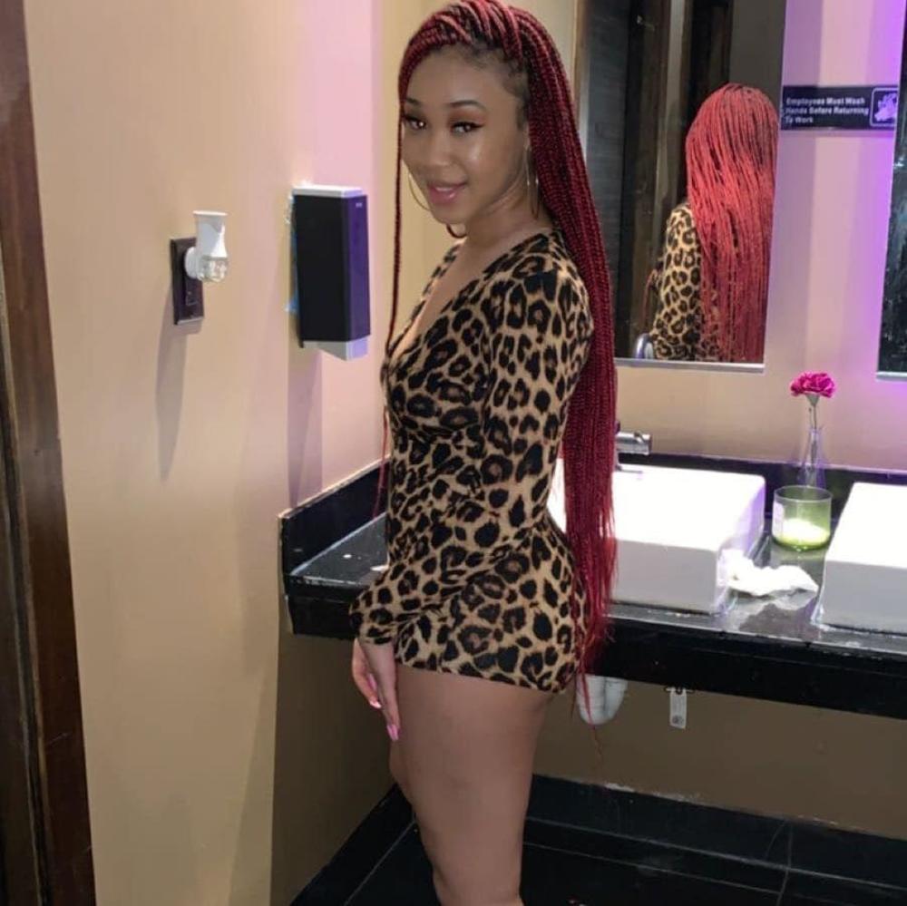 Meet your Posher, Andrea